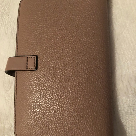 Michael Kors wallet - Picture 4 of 4